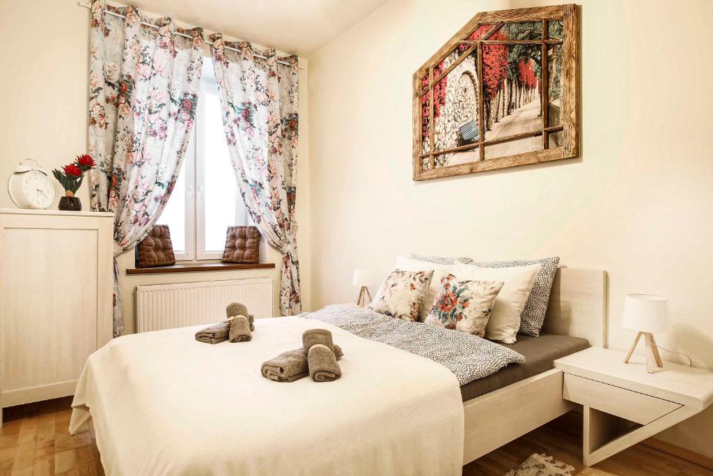 2-room Apartment with kitchen, heart of Cracow Old Town