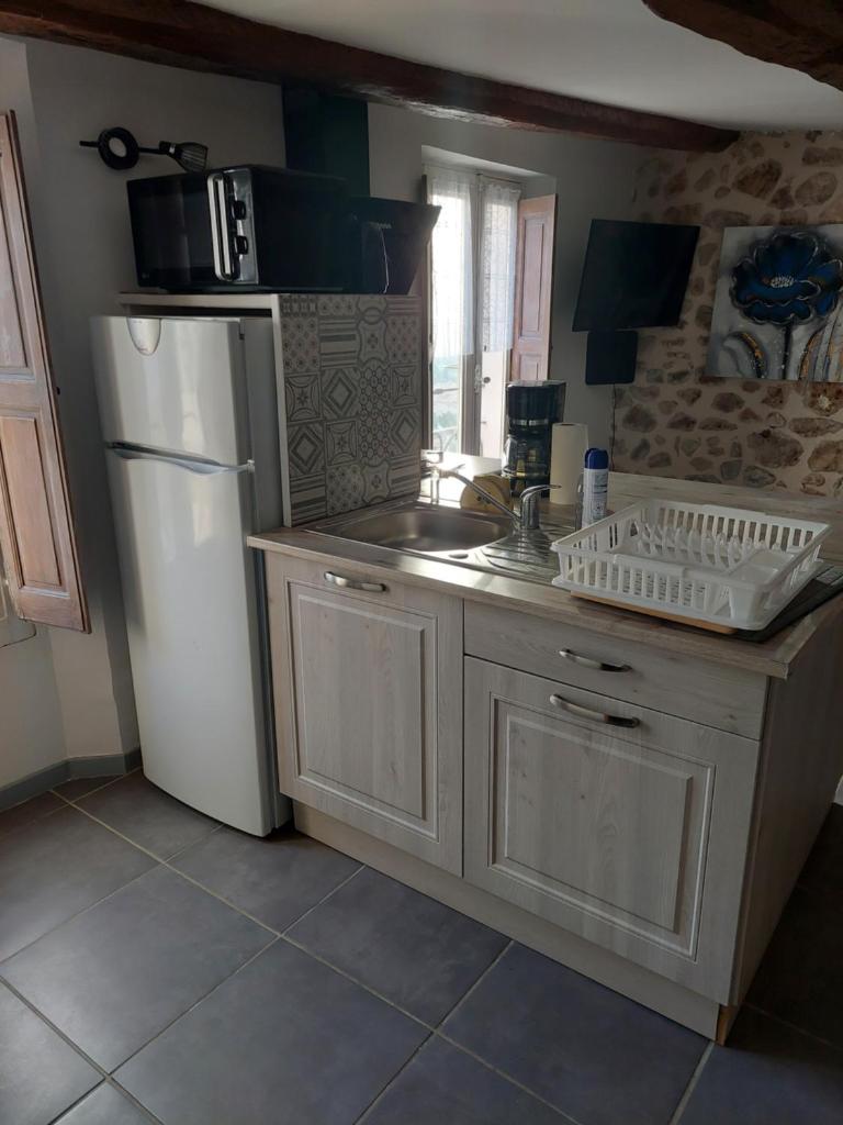 locationseillans var studio violette3e etage photo 1