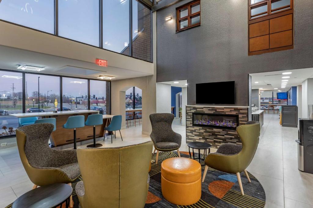 Best Western Plus St. Louis West-Westport photo 3