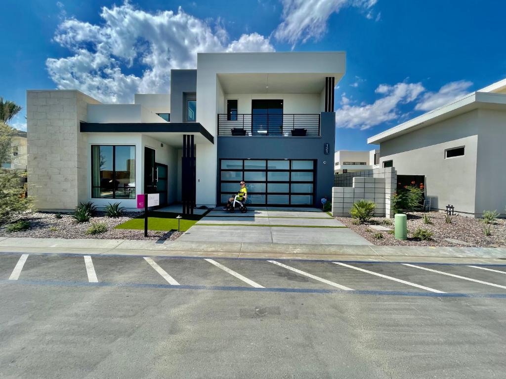 The VUE Palm Springs image