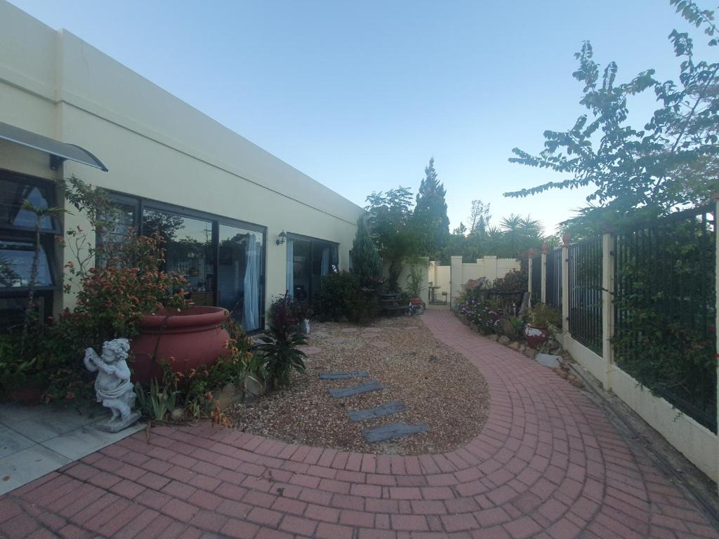 DOTJJ B & B photo 1