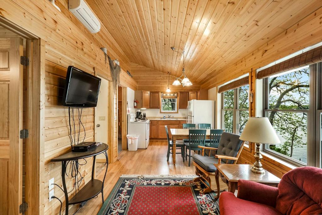 Swan Lake Resort & Campground photo 1