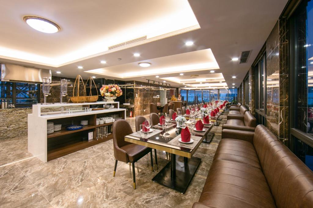 Nesta Hanoi Hotel - To Hien Thanh  