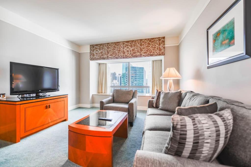 Highlight Condo at The Top of Miami's Stylish 4S image