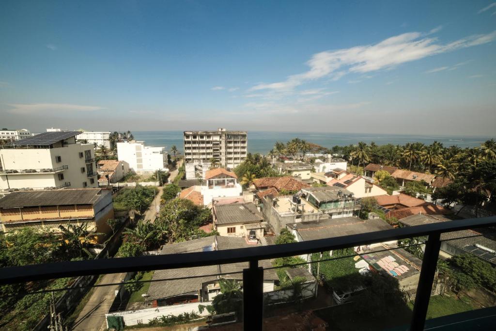 BNB RESIDENCIES MOUNT LAVINIA photo 2