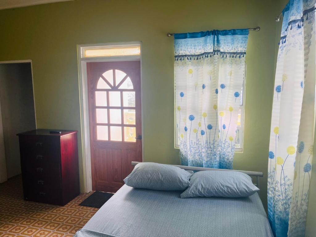 City View Accommodations photo 4