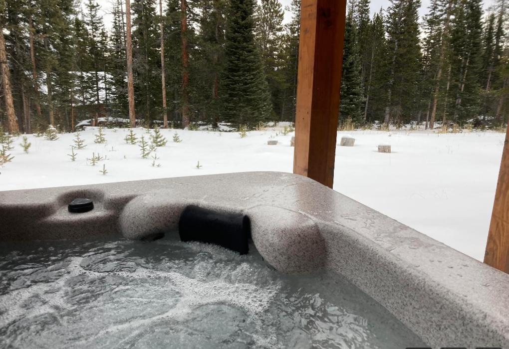 NEW HOT TUB! Secluded, tucked away cabin