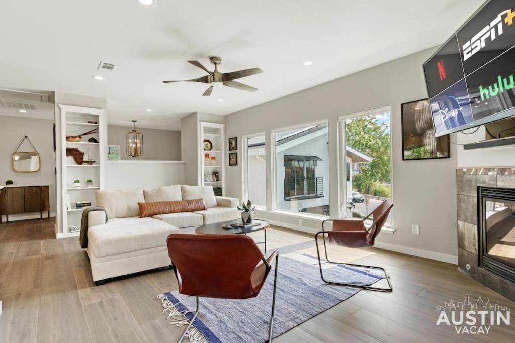 Enjoy DT In A Newly Renovated Home Covered Patio photo 3
