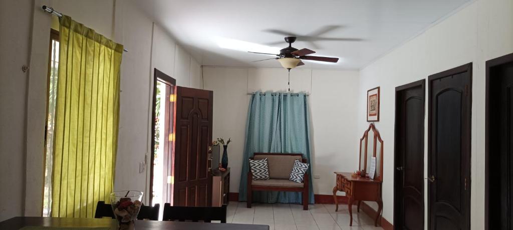 Flor de Sacuanjoche, Chinandega photo 4