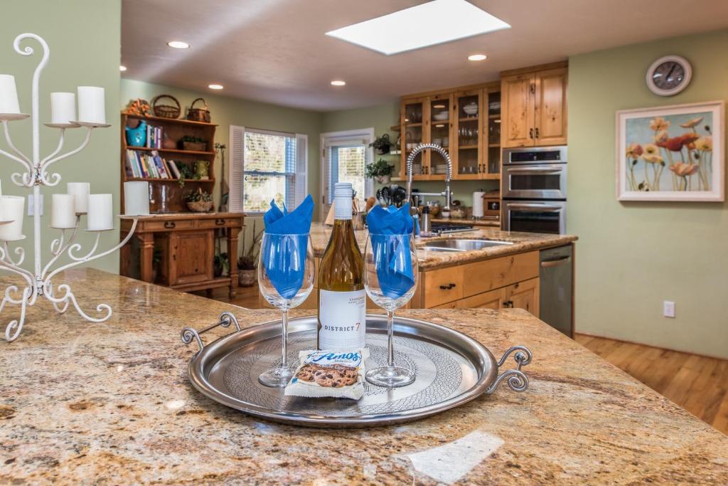 3485 Avalon by the Sea home photo 3