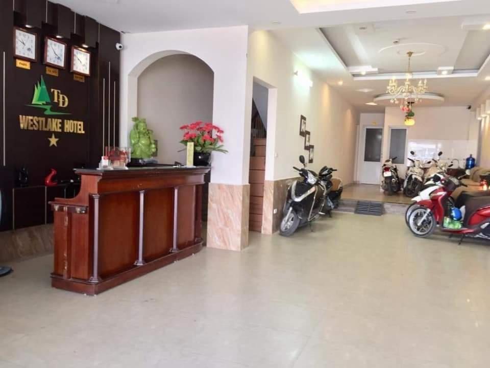 Bay Luxury - WestLake 215 Trich Sai Hotel