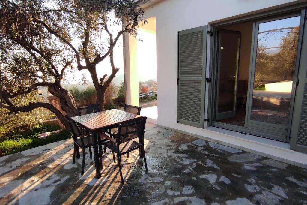 Admonis - Home in the olive grove photo 2