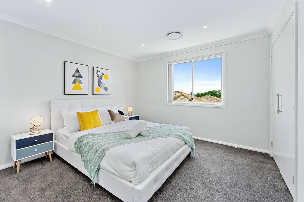 AirCabin - Norwest - Luxury Lovely - 4 Beds House photo 3