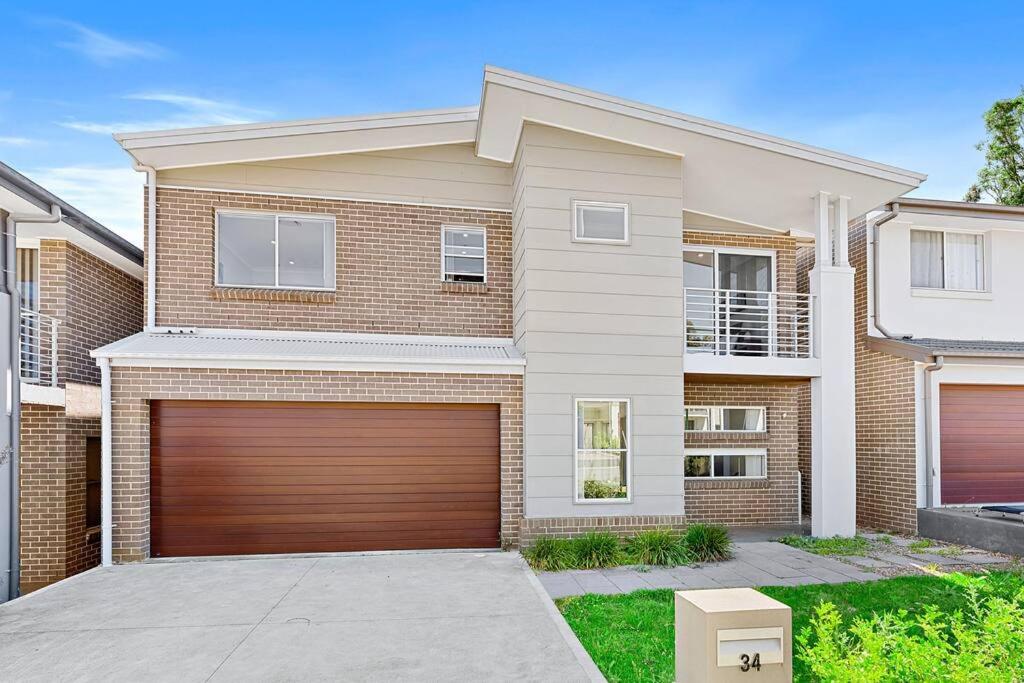 AirCabin - Norwest - Luxury Lovely - 4 Beds House photo 1
