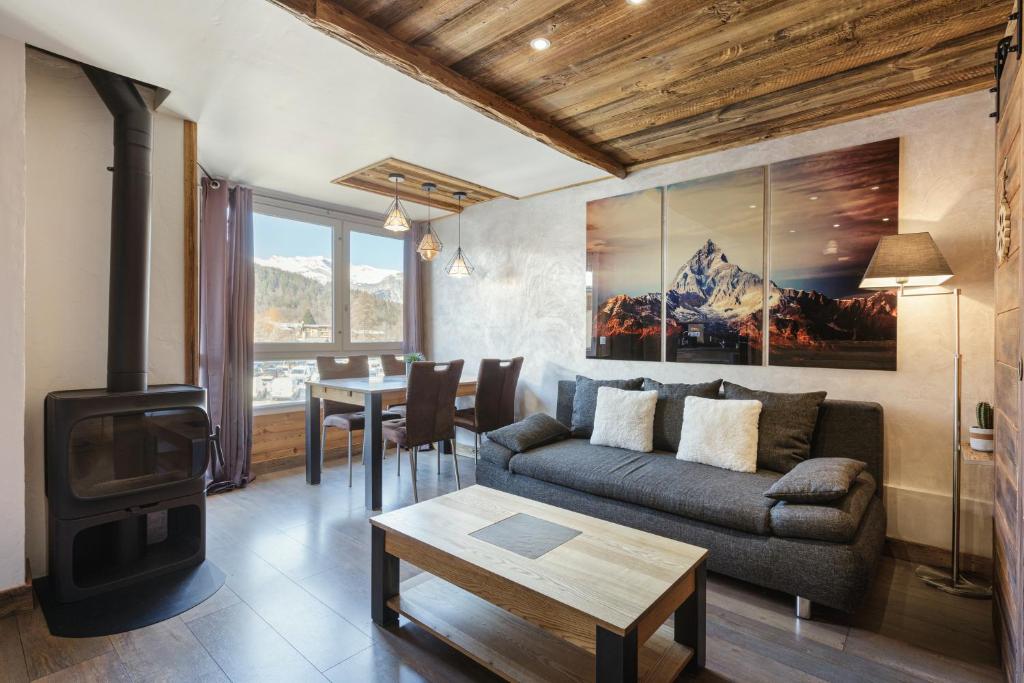 Modern Apartment Next to Ski lift Prarion photo 4
