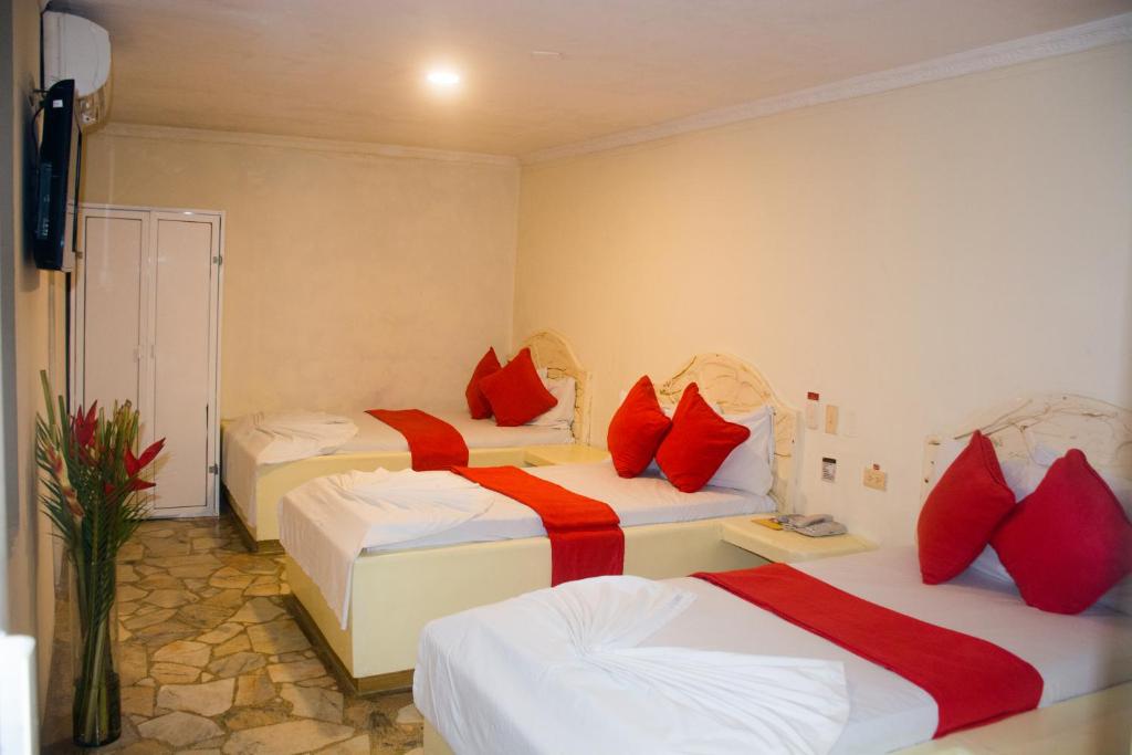 HOTEL CORDILLERA photo 2