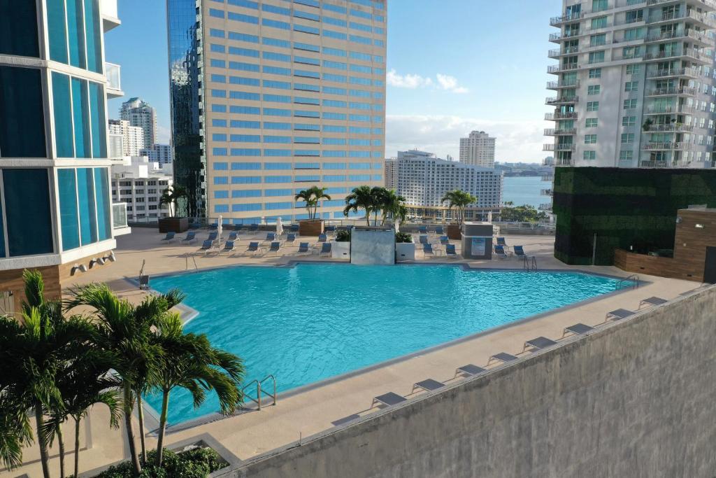 Hyatt Centric Brickell Miami - Tap to explore photos