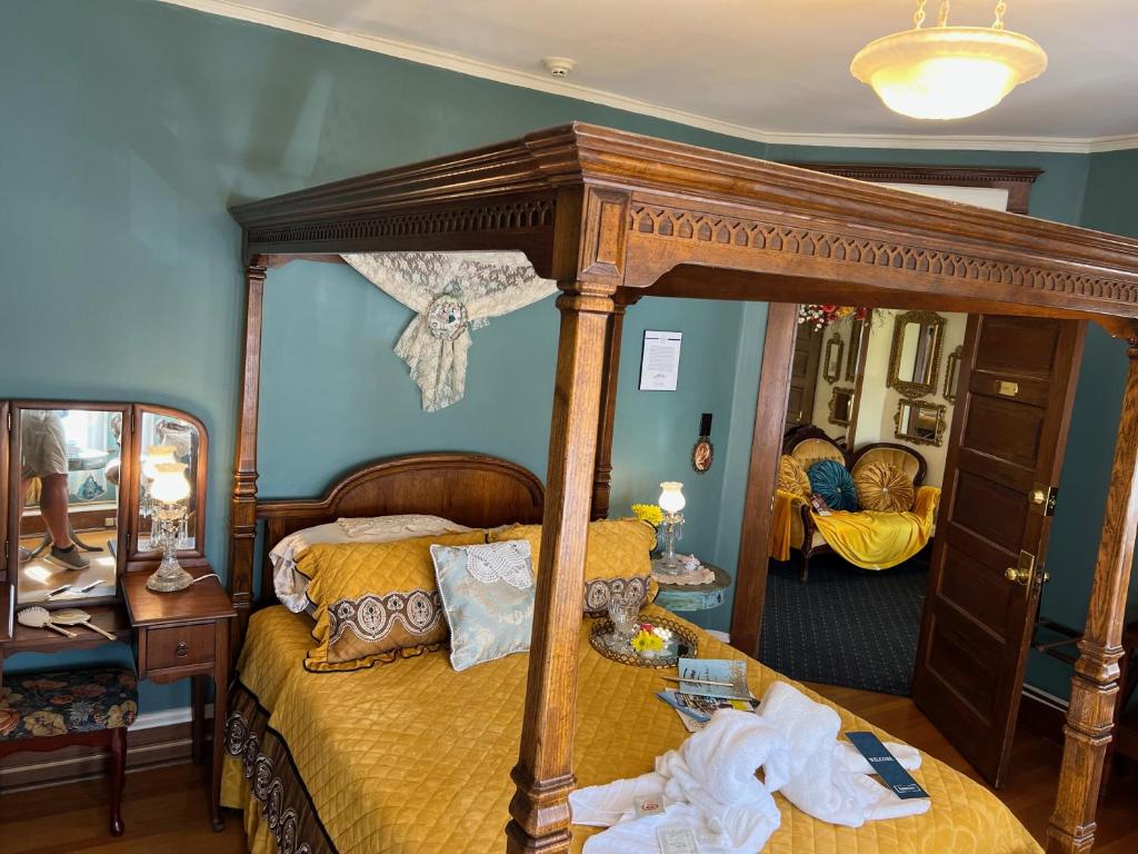 The Abriendo Inn photo 3