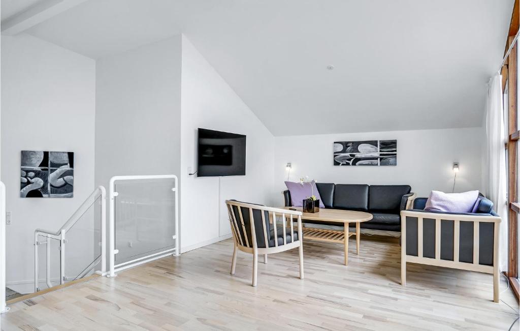 Stunning Home In Egernsund With 3 Bedrooms, Sauna And Wifi photo 2