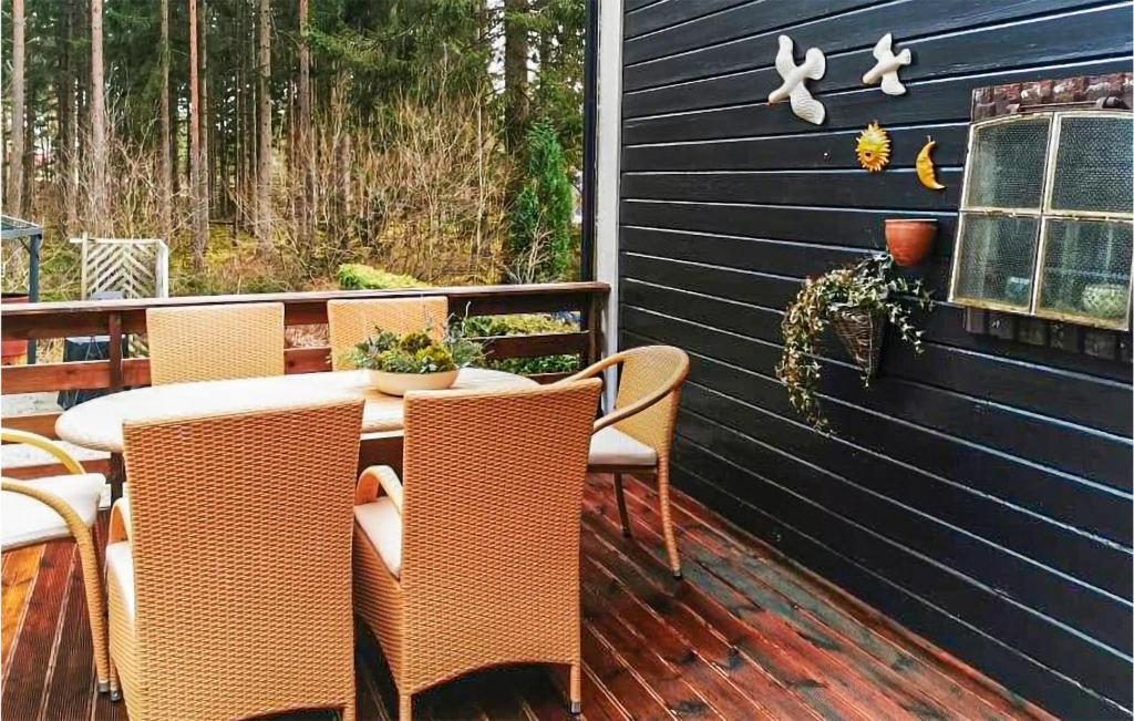 Awesome Home In Halden With 2 Bedrooms And Wifi photo 4
