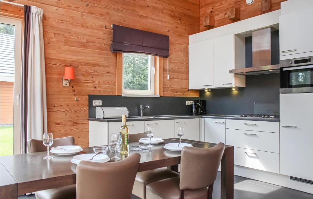 Beautiful Home In Heel With 3 Bedrooms, Sauna And Wifi photo 2