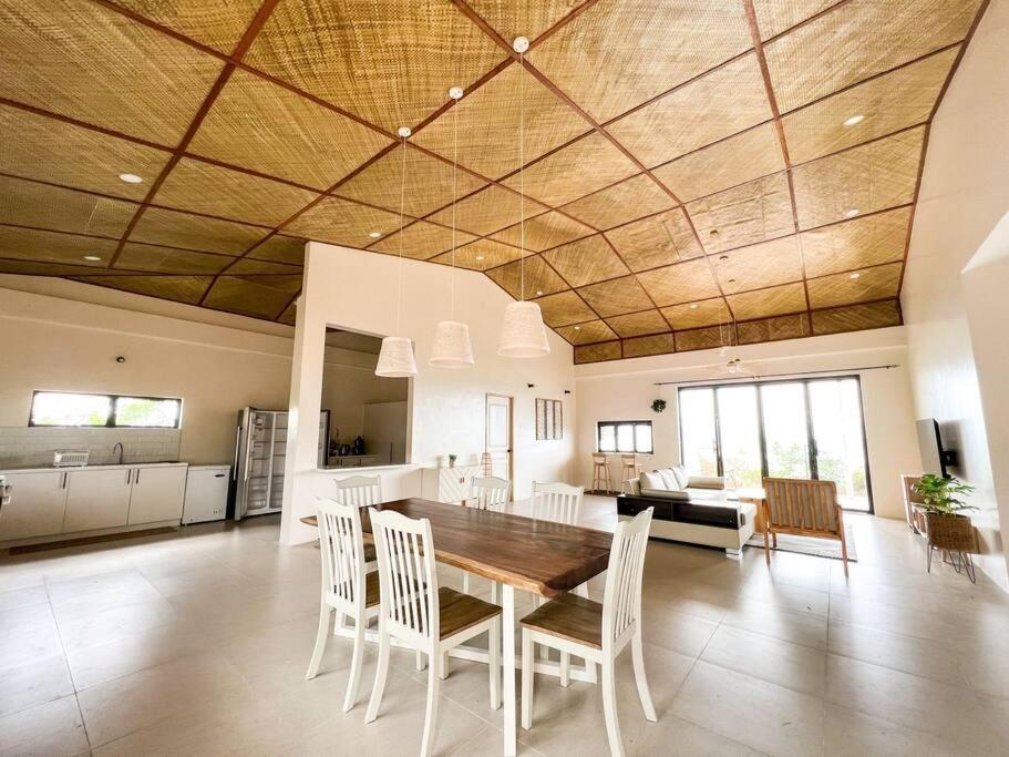 Tanaw Beach House photo 2