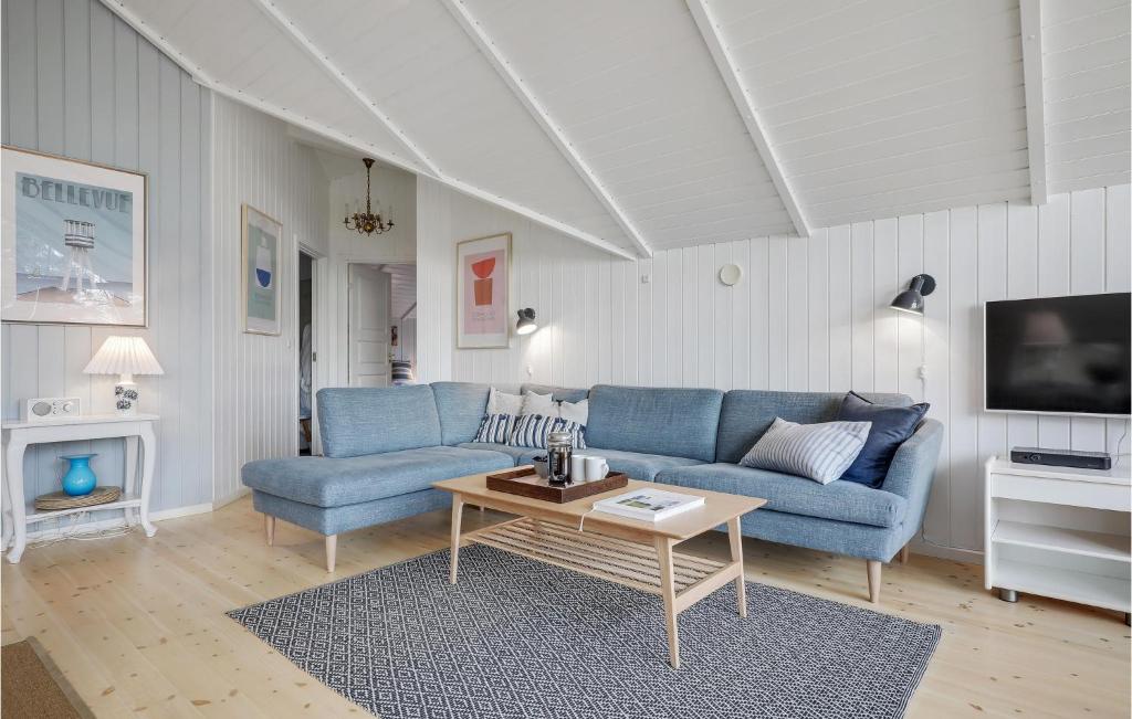 Amazing Home In Nex With 3 Bedrooms, Sauna And Wifi photo 1