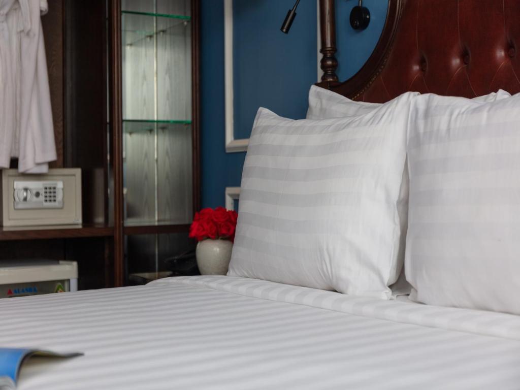 Suddha Apartment & Cafe