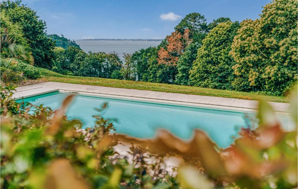 Nice Home In Concarneau With Wifi, 1 Bedrooms And Outdoor Swimming Pool photo 3
