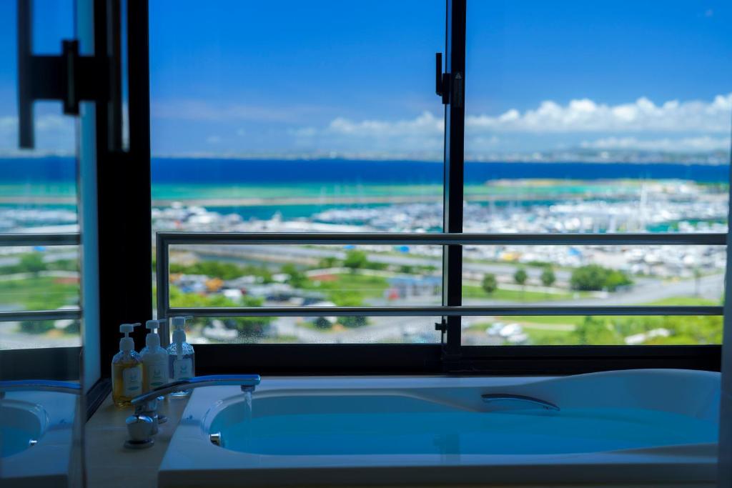 Moon Ocean Ginowan Hotel & Residence photo 1