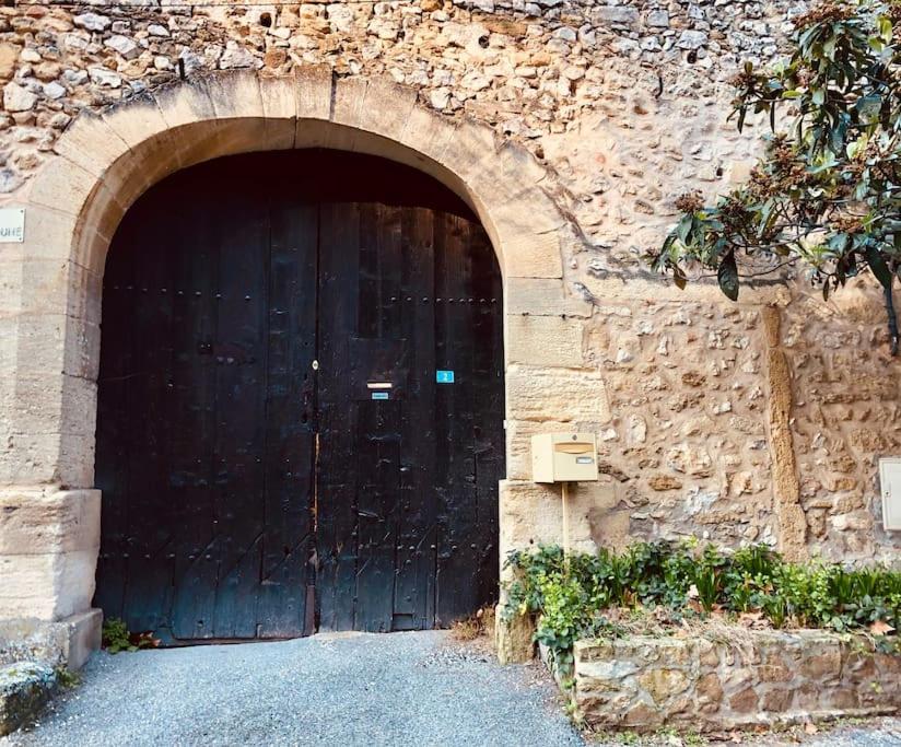 Maison de caractère au coeur de la Provence photo 4