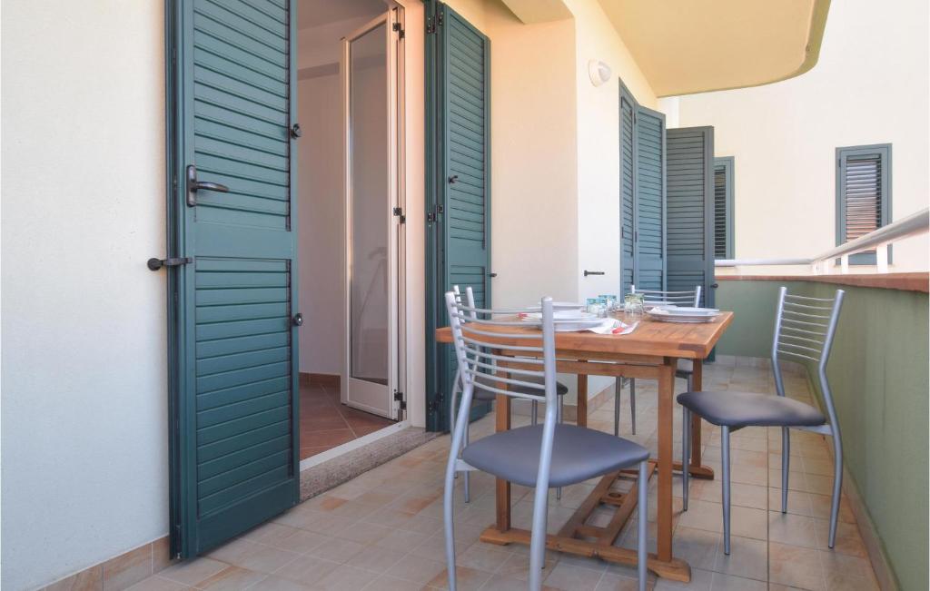 Awesome Apartment In Piraino With 2 Bedrooms photo 4
