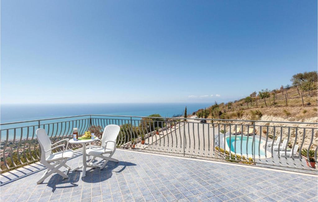 Beautiful Home In Agropoli Sa With 4 Bedrooms, Wifi And Outdoor Swimming Pool photo 3