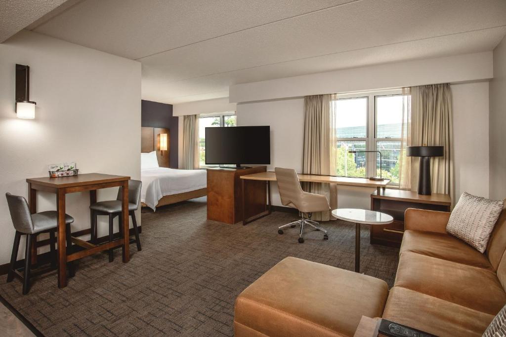 Residence Inn by Marriott Norfolk Airport image