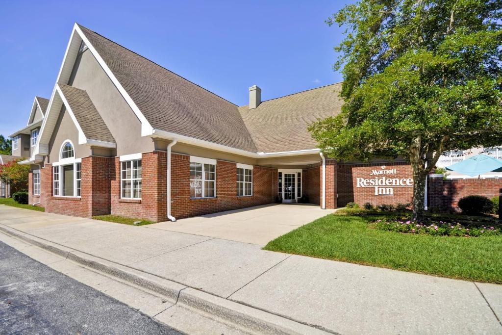Residence Inn by Marriott Jacksonville Airport image