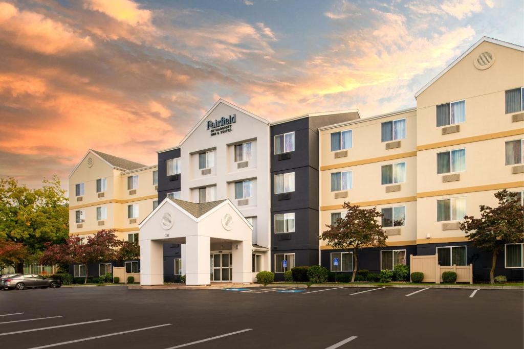 Fairfield Inn & Suites Spokane Downtown image