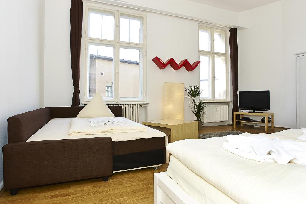 Апартаменты (Апартаменты-студио (для 3 взрослых) - Olivaerplatz 18), BearlinCity Apartments - City Center West