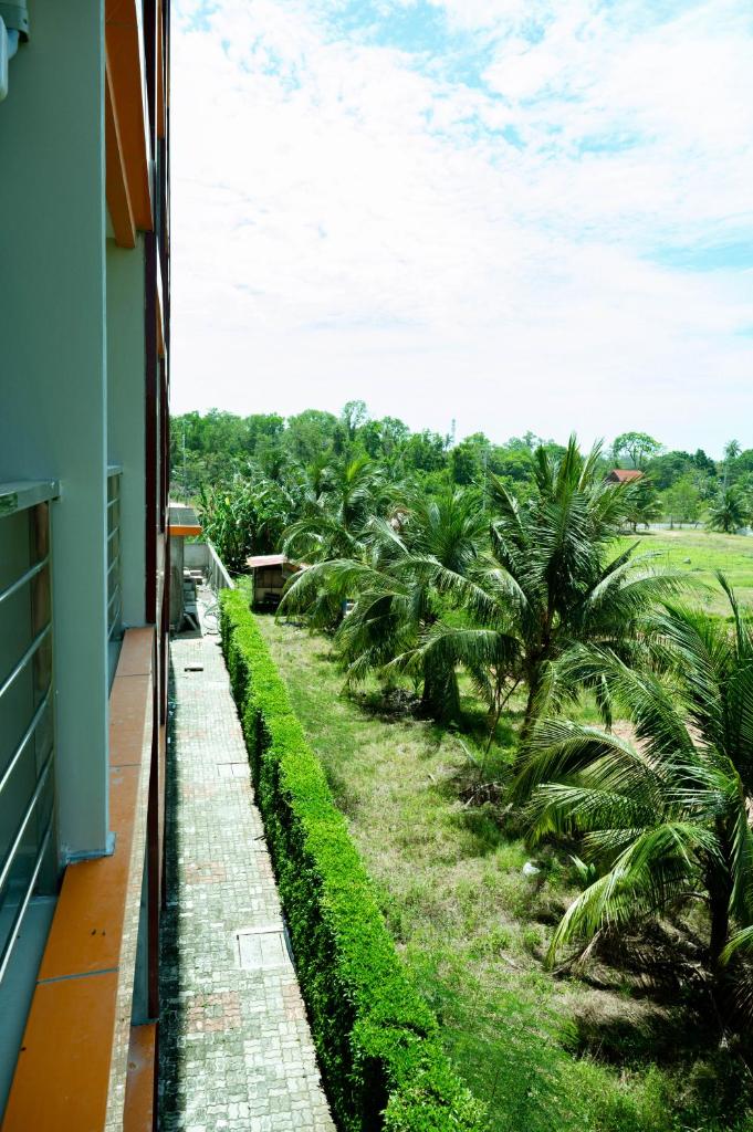 777 Beach Condo Phuket photo 4