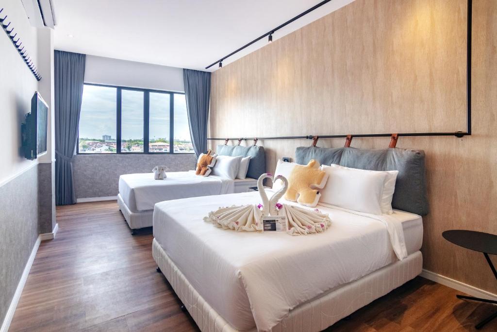 Bagan Suite