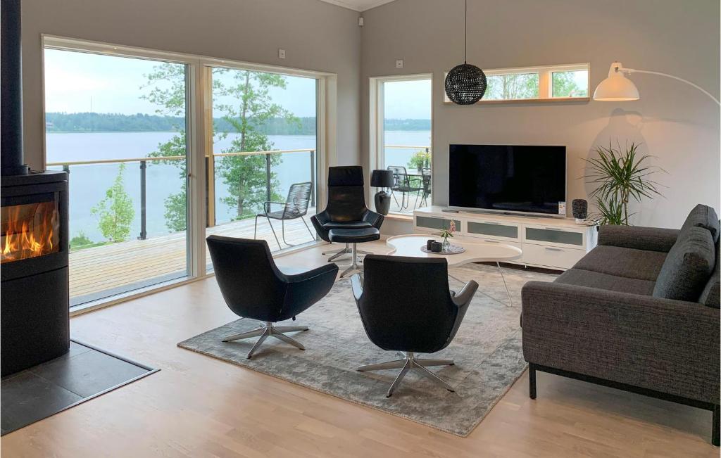 Amazing Home In Skillingaryd With 3 Bedrooms, Sauna And Wifi photo 3