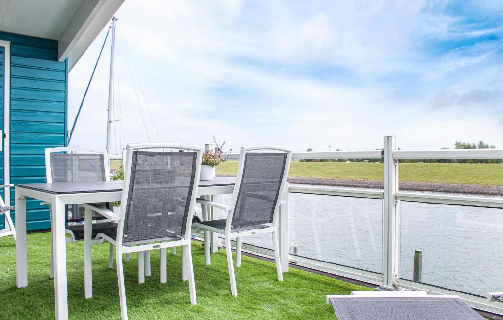 Beautiful Home In Workum With 3 Bedrooms And Wifi photo 3