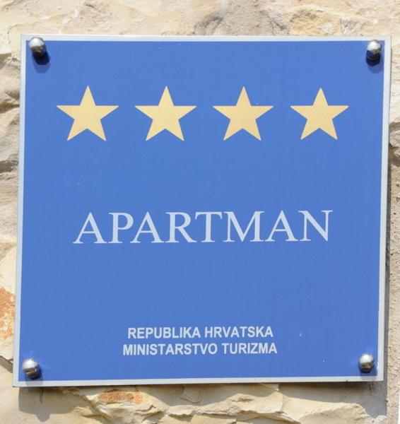 Apartments Villa Lora photo 1