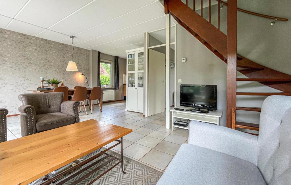 Beautiful Home In Sint Nicolaasga With Wifi And 3 Bedrooms photo 4