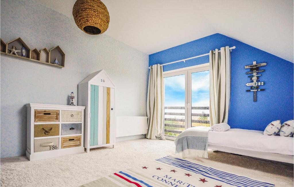 Stunning Home In Zbychowo With 3 Bedrooms And Wifi photo 4
