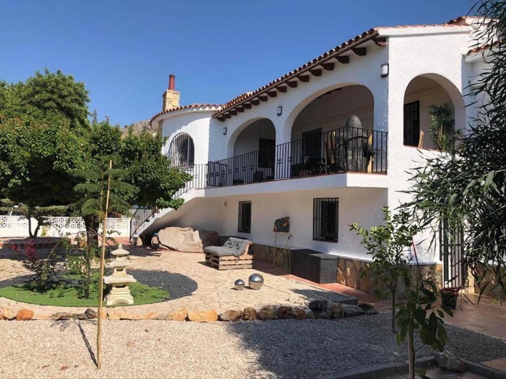 Lovely 2 Bed Apartment in Alcalali photo 1