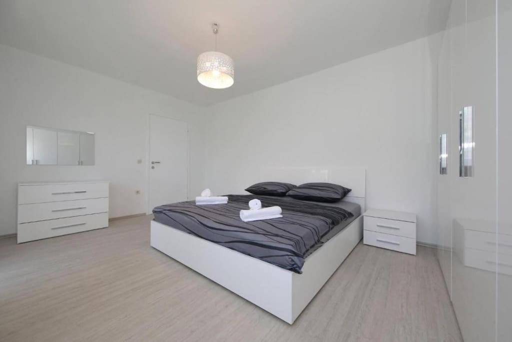 Modern House Giulia photo 2