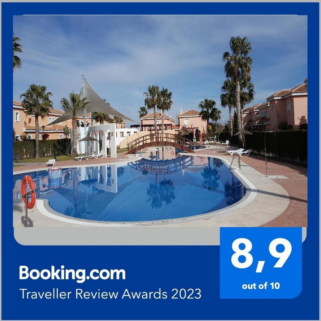 Homes of Spain, Casa Duplex Playas del Sur, 400m del mar , WIFI