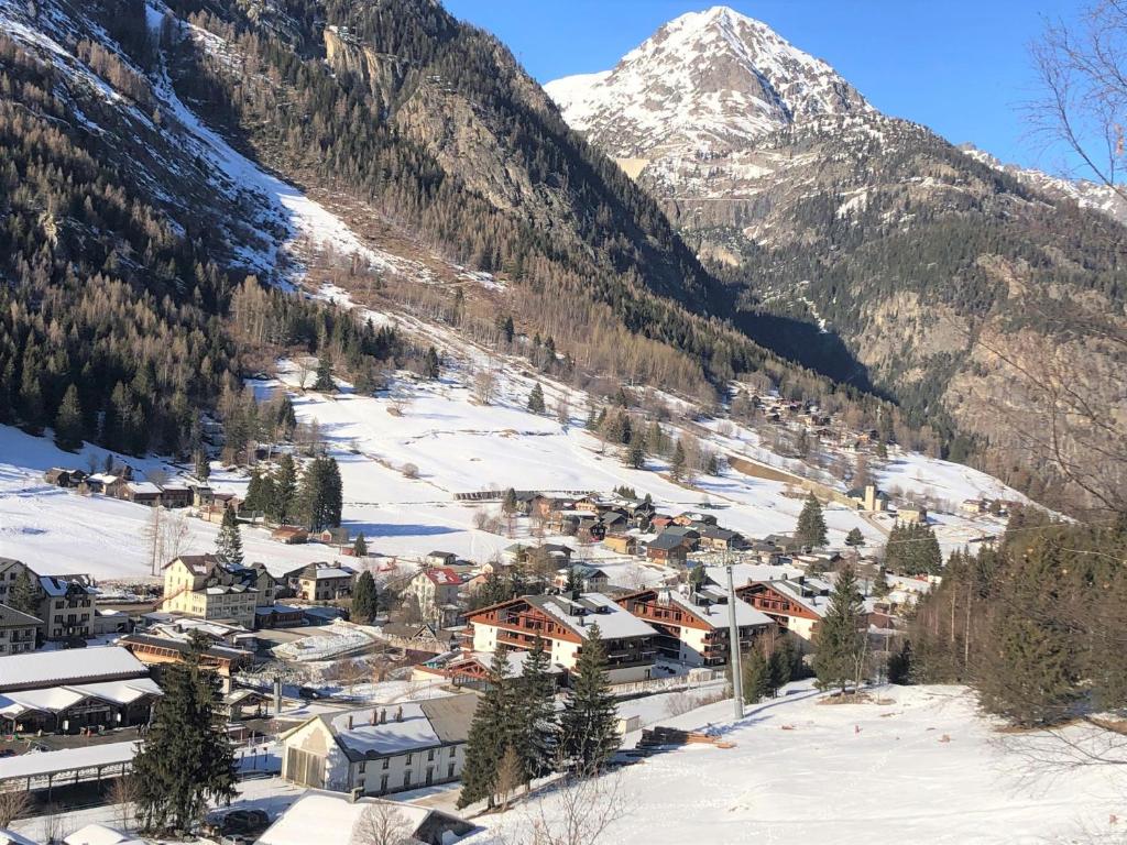 Le calme, le confort, la nature, skis aux pieds, à 15 kilomètres de Chamonix photo 4