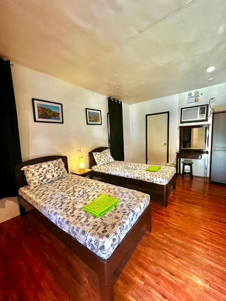West Side Cabana photo 2