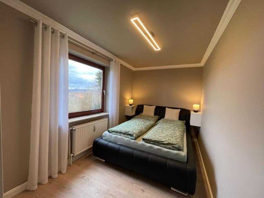 Ferienwohnung Leuchtbergblick mit Terrasse und PKW Stellplatz photo 3